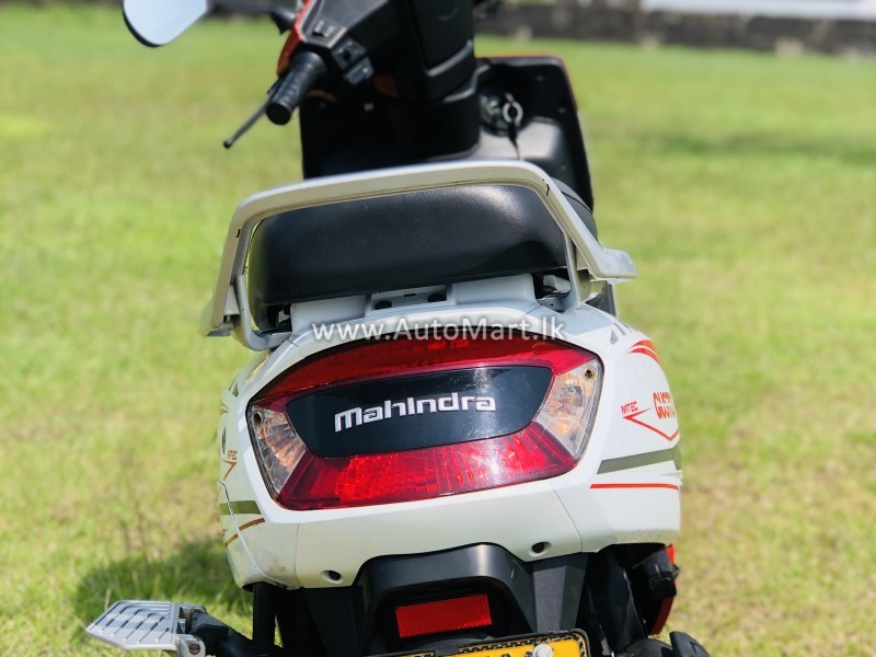 Image of Mahindra Gusto RS 2017 Motorcycle - For Sale