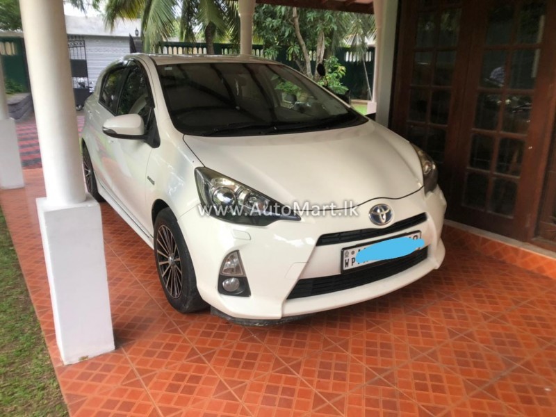 Image of Toyota Aqua S Limited 2012 Car - For Sale