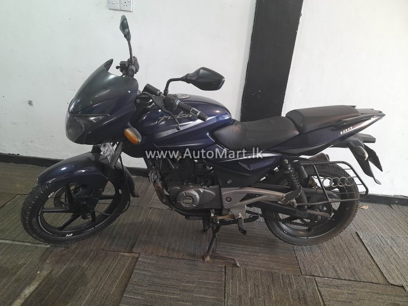 Image of Bajaj Pulsar 180 2017 Motorcycle - For Sale