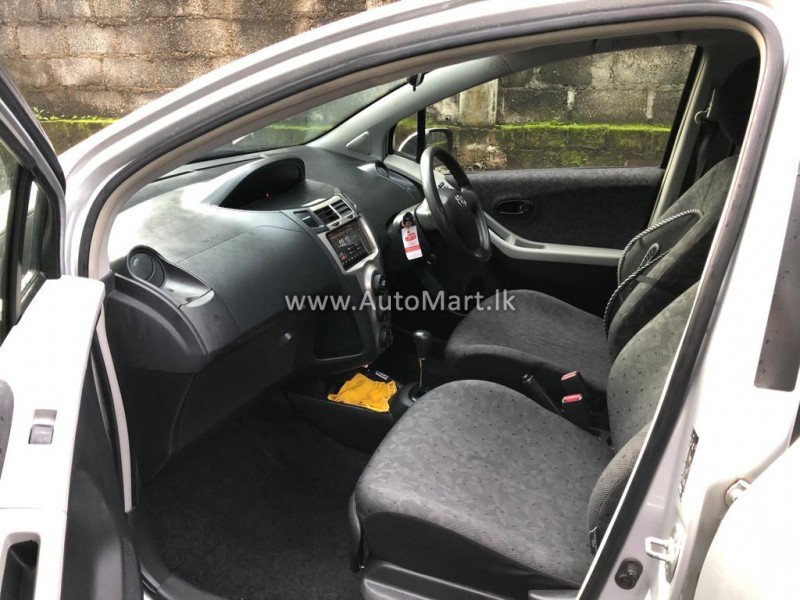 Image of Toyota vitz 2009 Car - For Sale