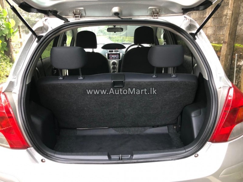 Image of Toyota vitz 2009 Car - For Sale