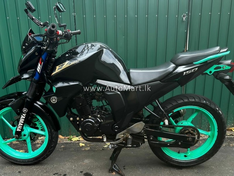 Image of Yamaha Fz v2 2016 Motorcycle - For Sale