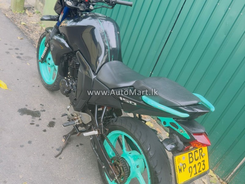 Image of Yamaha Fz v2 2016 Motorcycle - For Sale