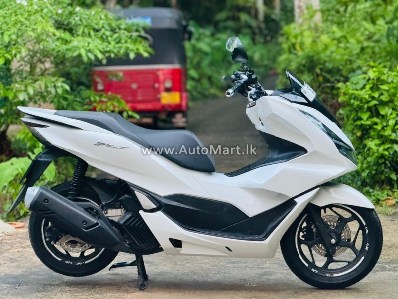 Image of Honda HONDA PCX 125CC  BJF  2023 2023 Motorcycle - For Sale