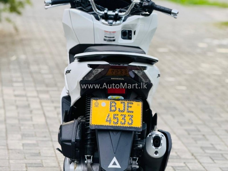 Image of Honda HONDA PCX 125CC  BJE  2023 2023 Motorcycle - For Sale