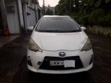 Toyota AQua 2012 Car